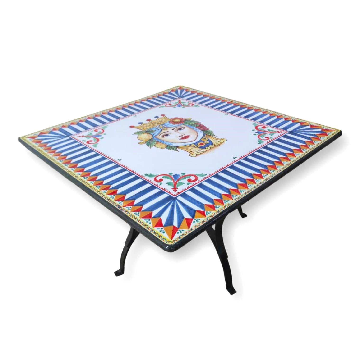 Tavolo in Pietra lavica quadrato con Testa di Moro donna in blu