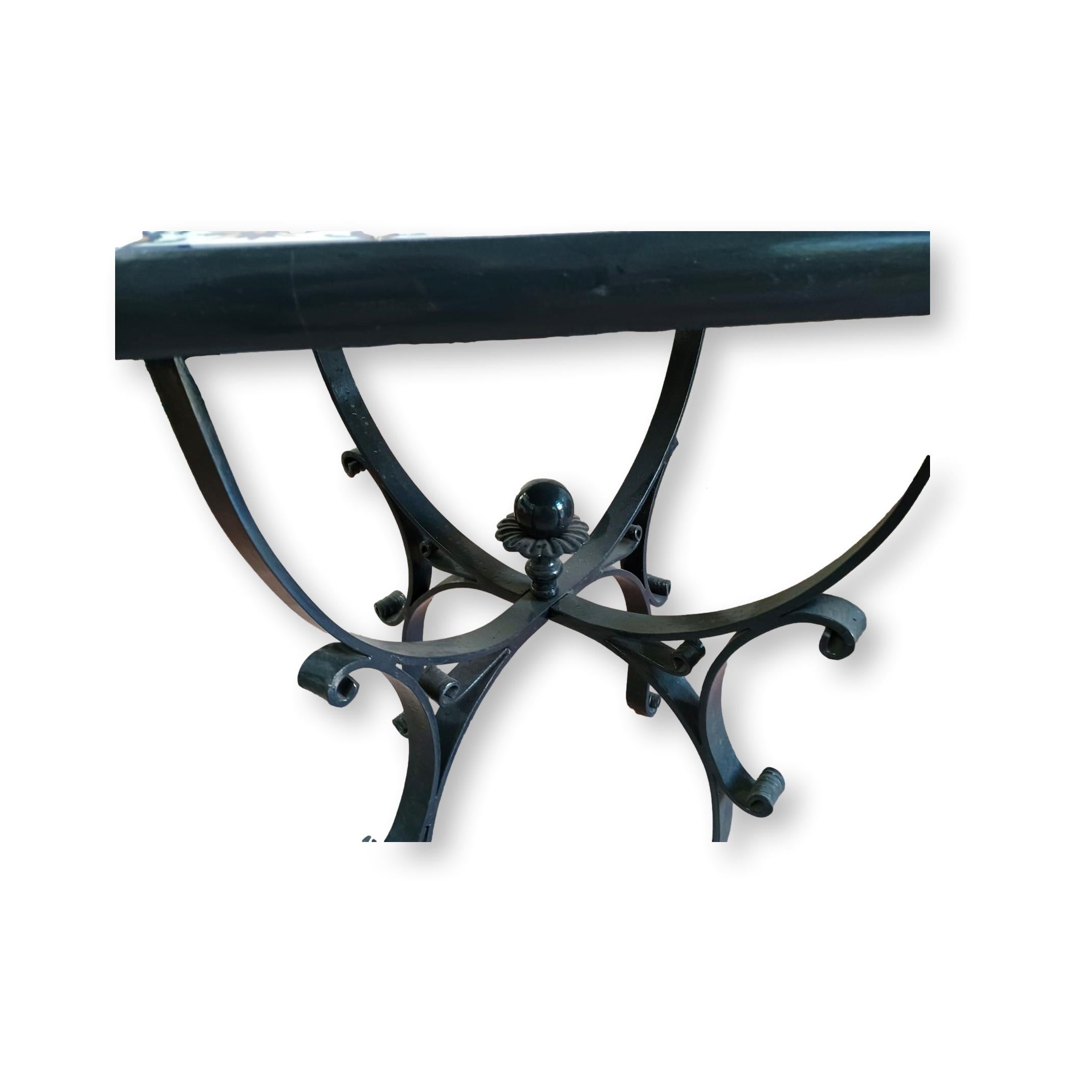 Tavolo quadrato in Ferro battuto - Decori in ceramica fiori fondo blu - 60x60cm base nera